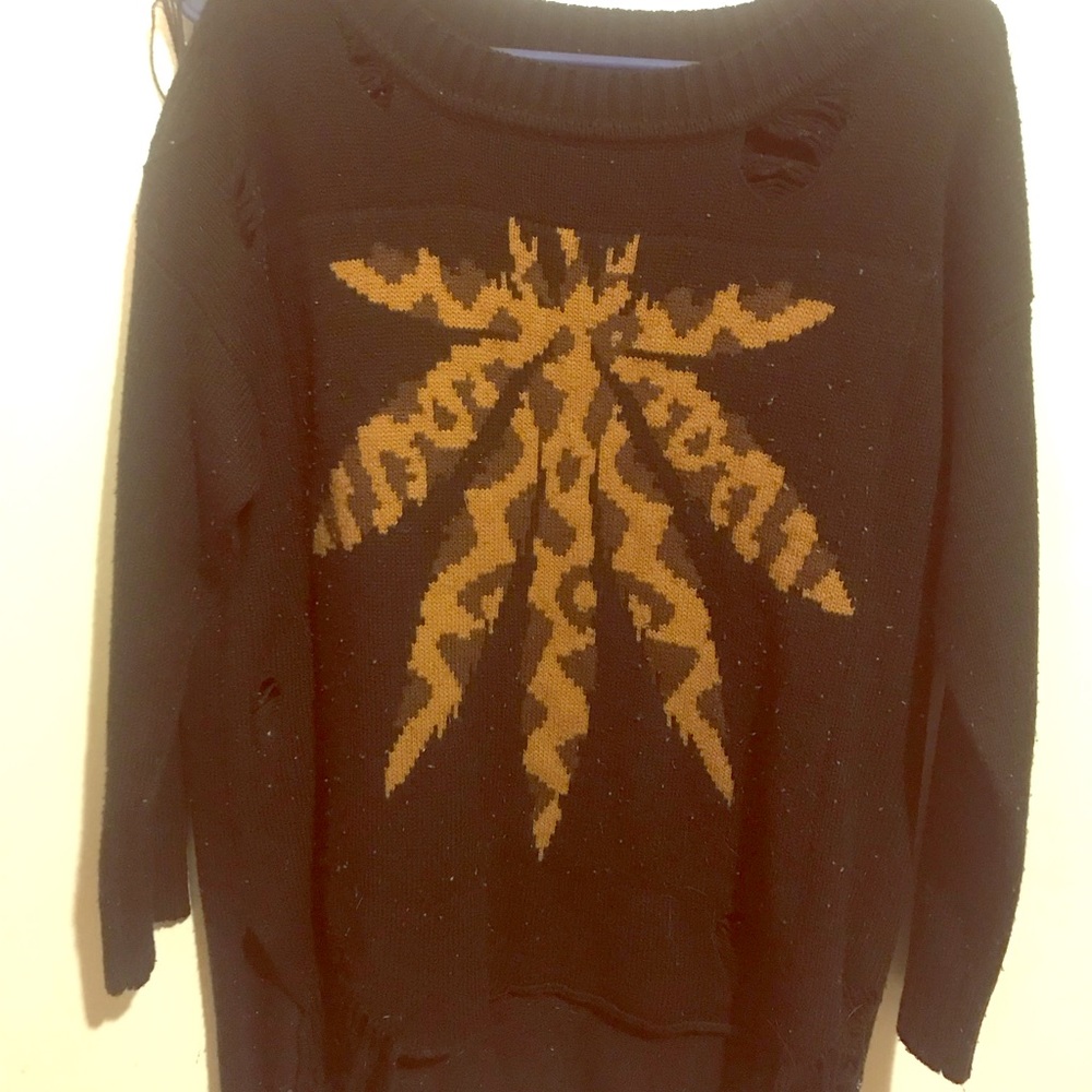 Unif leopard weed leaf distressed sweater